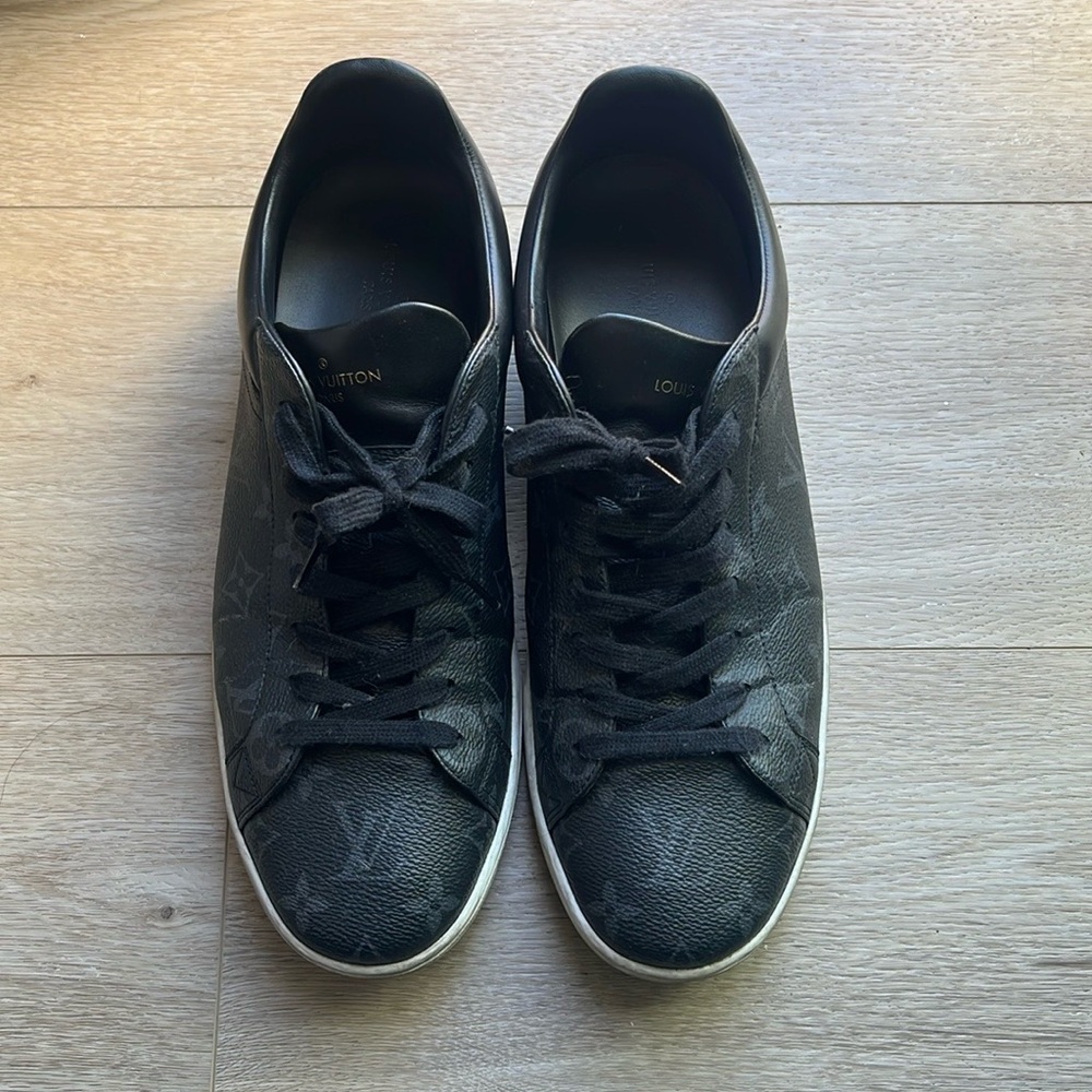 MENS LOUIS VUITTON MONOGRAM LUXEMBOURG SNEAKERS - Picture 2 of 8